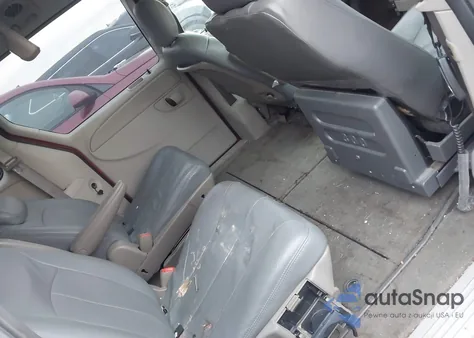 2005 Dodge Grand Caravan Sxt z USA, uszkodzony, nr VIN 2D8GP44L45R333595